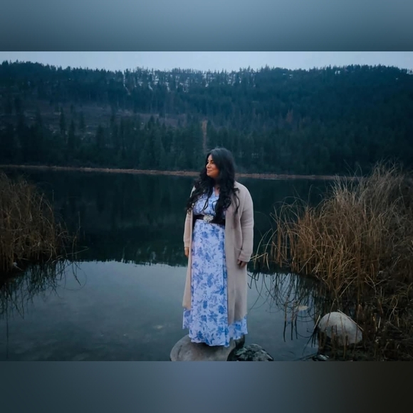 Like This Post To Be Notified When I Go Live - Picture 15 of 16